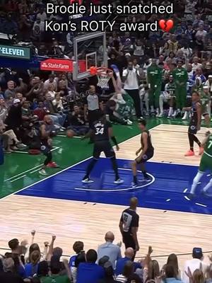 Cooper Flagg or Kon Knueppel? 👀 (fastbreak_films24 /IG) #NBA #basketball #sports #fyp #dunk 