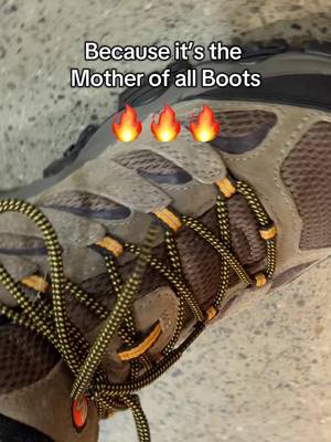 There’s a reason the @merrell MOAB is called the Mother of all Boots 😤 Which hike will you be taking these on next? 🥾 #kathmandu #merrell #moab #outthere #Hiking