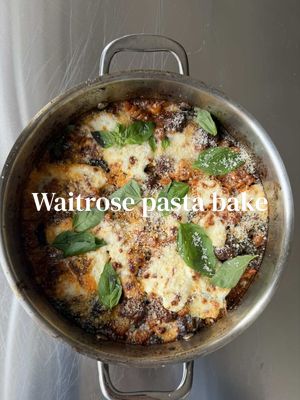 AD I @Waitrose & Partners really said 'midweek dinners can be chef-worthy too'. This spicy meatball pasta bake is one of those recipes that tastes WAY more impressive than the effort involved. A few smart shortcuts like that banging @Ottolenghi kalamata olive & harissa sauce, proper good pasta and parmesan from their No.1 range and suddenly you’ve got yourself something very restaurant worthy. Comforting, a little spicy, properly cheesy and best of all…no queue required. Full recipe on the Waitrose website if you fancy making it yourself. #HomeOfFoodLovers