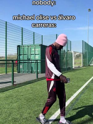 what olise was doing to carreras in the champions league…his chains are very real! #football #footballskit #bayern #olise #sportsontiktok  @ezefavs @isthatzo10 @sarah 🌟 