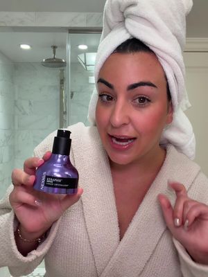 #ad “My hair tab was definitely in overdraft.” 😅 @Alex Teri shows what her hair’s been through and how she’s done a full 180 thanks to @Nexxus Hair Care Keraphix Liquid Crystallizer 💛 #NexxusPartner