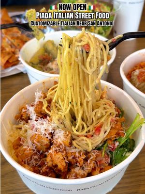 NEW customizable Italian near San Antonio 🇮🇹 build your perfect pasta bowl, salad, or wrap 🍝 📍 @Piada Italian Street Food -  18430 I 35 N Ste 100, Schertz, TX ⏰ Daily 10:45 AM to 10 PM #italianfood #sanantonio #satx #sanantoniofood #sanantonioeats 