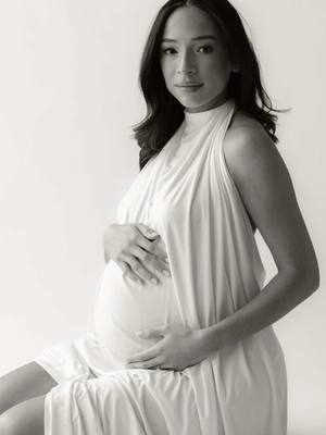 & I’m so glad I did 😭 #maternityphotoshoot #maternityshoot #maternitypictures 