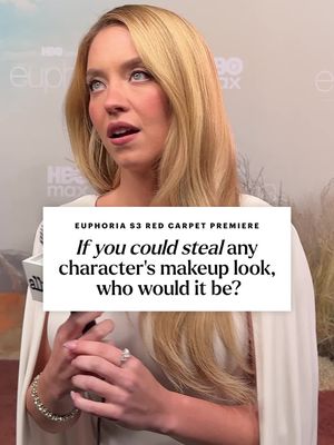 Copying is the sincerest form of flattery, right? 🙂‍↕️ Keep watching to see which character’s makeup looks the cast and crew of #Euphoria season 3 are taking notes from ✍️