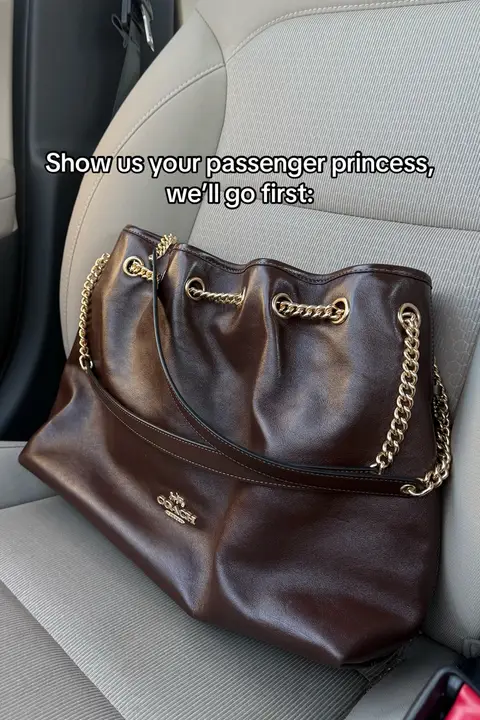 Because there’s no way she’s going in the back seat 💅 #CoachOutlet #EvelynShoulderBag 