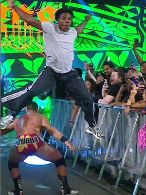 @IShowSpeed elevation jumping over #LAKnight 😱 🔥 #WWE #IShowSpeed #LoganPaul