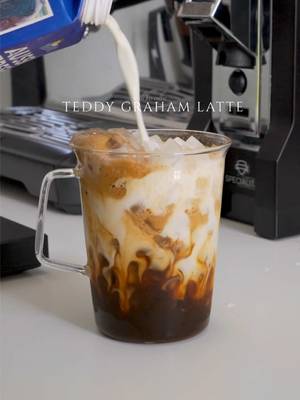 Teddy Graham Latte :) #icedlatte #teddygrahamlatte #icedcoffee #cafeathome #kiscoffee 