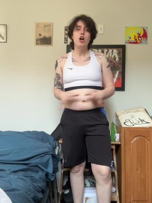 #lettheskinnygirlsoutside 