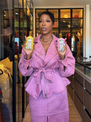 #ad If you're looking for a scent that gives spring vibes & warm weather energy, try the new Gucci Flora Gardenia & Gucci Flora Orchid perfumes. They’re the perfect scents for sunny days ahead. Even better? You can shop them during the Sephora Savings Event on My Sephora Storefront! #gucci #guccibeauty, #gucciflora, #sephorasquad @sephora 
