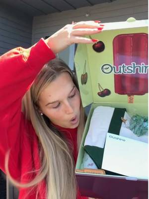 Just know my freezer is STOCKED with these 🤏🏼🤏🏼 🍒 #outshinepartner 
