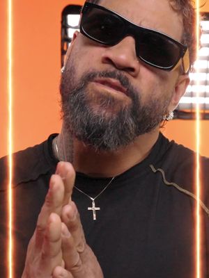 get ready for a wrestlemania rematch when wee superstars #jeyuso vs. #jimmyusogo head to head on the next hot ones versus. will jey get the w over his day one or can big jim pull some twin magic on his younger twin? make your predictions below and catch the clash next tuesday at 1 pm eat on first we feast’s youtube.