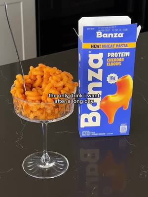 exclusively eating my mac out of drinkware from now on 