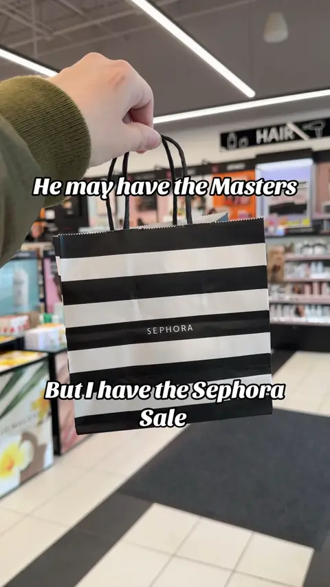 Gold jacket? Green jacket? Who gives a 💩 ! Mine is rouge 💅🏼 #sephorasale #TheMasters 