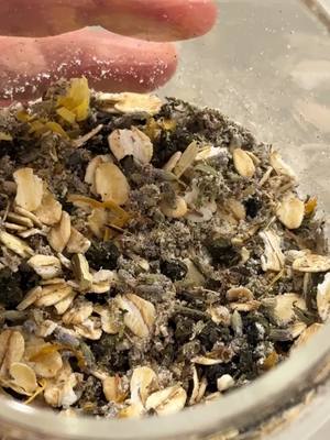 Dissolve stress with a heritage tea bath ritual that reminds you of how good your body can feel.