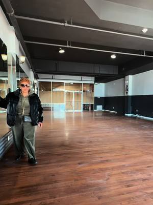 Inviting God in. I don’t want to be here if he’s not here!! This is HIS Space!!❤️ #rehabcomingsoon #newjerseygym #newarknj #privatetraining #Holyground