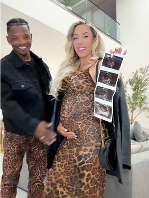 So grateful for our newest little blessing on the way 2026! @Marco Hall #pregnant #pregnancyannouncement #baby #pregnancy #fypシ 