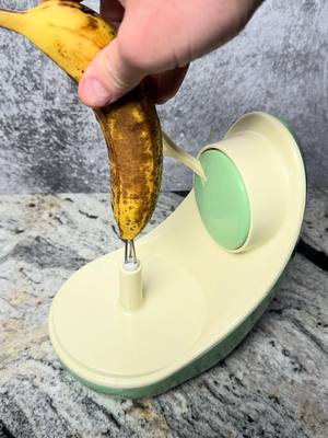 Peeling a banana #asmr #funny #fruit
