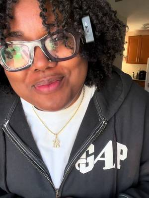 New grillz in from @icegiantgrillz and styling the @Gap @AWAKE NY collab! #streetwearfits #gapawakeny #mascfashion #mascoutfits #recentpickup 