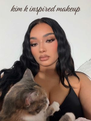 the mua that did the look is @maqiyash 😍😍 i recommend watching their vid as well LOL products used: @Haus Labs foundation shade 200 @Pat McGrath Labs concealer shade l2 @🇺🇸MADEBYMITCHELL🇺🇸 curve case in medium  @Patrick Ta Beauty she’s the moment blush  @Jaded Cosmetics contour palette & wifey gloss @Makeup By Mario ethereal eyes nature palette  @Fenty Beauty diamond bomb in how many carats @Morphe Cosmetics cream pot shadow  @D’on Cosmetics setting powder shade 1 @Charlotte Tilbury pressed powder & kim k.w lip stick @Sephora Collection micro smooth  powder shade 30 @makeupforever total taupe lip liner @KISS Lashes in style pompadour @Saie city set setting spray @loréal paris usa infalliable setting spray @Benefit Cosmetics precisely my brow in shade 3.5 & bad gal bang mascara @NYX Professional Makeup the crazy lift brow glue  #creatorsearchinsights #makeuptutorial #makeup #softglammakeup 