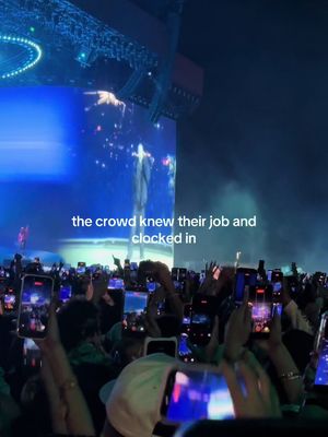 it was a cultural moment that connected people worldwide and brought world peace #bieberchella #coachella 