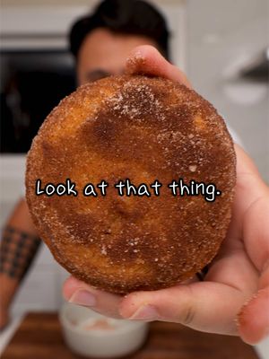 This was a successful impulsive thought 😮‍💨🍫 @Uncrustables @nutellausa #cooking #recipes #EasyRecipes #quickrecipes #churro 