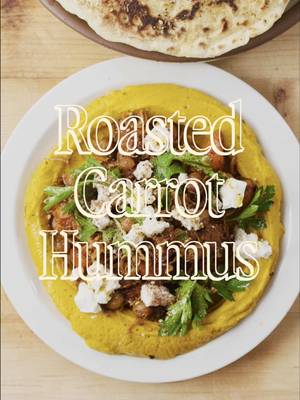 The caramelized flavors in this hummus are both complex and very satisfying. A touch of lemon here and there is just perfect. More hummus recipes on the way. 🔥  Recipes go on my newsletter every Saturday - Link in bio 🔝