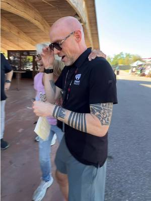 The best feeling… 🥹 not having people sing the Birthday song for you (bc I hate that too 🙉) but hooking people up! ♥️ Thanks to everyone that came out to @Busch Gardens Tampa for @Smash Mouth! #mix1007 #brianfink #buschgardens #tampabay 
