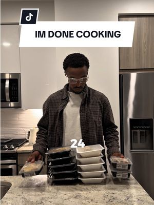 Truth is out, I DONT like cooking but for the simple fact of it taking so much time. So a solution to prioritizing my nutrition while not spending hours in the kitchen was getting a meal service subscription. Soo far, the food taste good, but we'll see if I go back for round 2 #cooking#mealplan#nutrition##houstoncreator