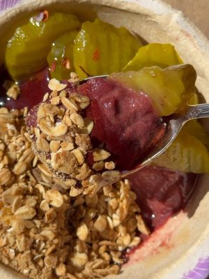 This is for the sweet and salty fans... do pickles work on Açaí? 🥒 Let us know what interesting flavor combo you want to see next... we will definitely have our employees try it! @grillospickles are you trying to collab? 😉 #Pickles #AçaíBowls #Taste