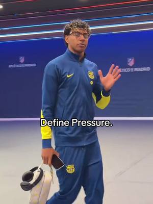 The weight of the world on his shoulders 😳 @Lamine Yamal #football #barcelona #lamineyamal #aura #championsleague (via @Champions League, @fcbarcelona)