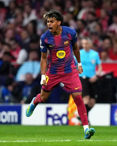 Lamine Yamal 🥵 #UCL #AtletivsBarcelona 