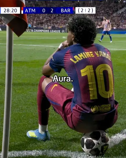 Lamine Yamal 🤩 #lamineyamal #barcelona #football #aura #Soccer 