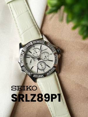 Warna putih dengan aksen Swarovski menjadikan SEIKO satu ini memesona, sempurna untuk setiap momen istimewa. #watchcollector #watchfan #watchlovers #seiko #srlz89p1 #whitewatch #swarovskiwatch #watchforyou #WatchCollection