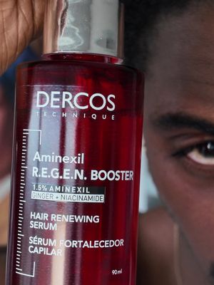 Ad| I take my hair goals as seriously as my fitness goals and with the Vichy Dercos R.E.G.E.N. Hair Serum, my hairs seen better results than ever before ! #MEvsHAIRLOSS #HairGains #HairTransplant #Dercos #VichyLaboratoires @Vichy Laboratoires 