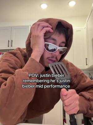the “AY AY AY” from the crowd woke him up like a sleeper agent (ib: @Nick Reid) #justinbieber #beautyandabeat #fyp #coachella 