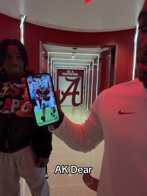 Drop y’alls lock screens in the comments⬇️ #alabamafootball #rolltide @TheKeelonRussell @Kaleb Edwards @Austin Mack @5⭐️ceddd.. @Daniel Hill @Red Morgan @chop @Derek @Dre Kirkpatrick Jr. 