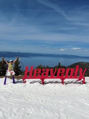 The perfect place to plan a spring ski trip for next season!! That’s one more @epicpass resort skied this season with the most magnificent view of Lake Tahoe 🎿🌊🏔️ #teamepic #ad #skiing #heavenly 