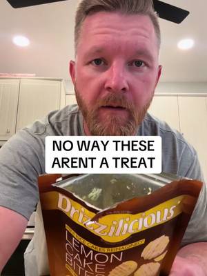 Trust me and try them #drizziliciousricecakes #drizzilicous #lemoncake #treat 
