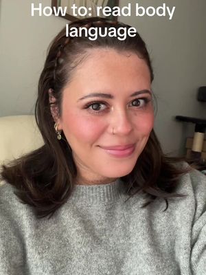 How to: read body language #thegirwhoanalyzess #bodylanguage #psychology #howto 