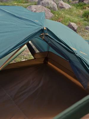 When comfort comes with you, camp looks a little different. The Ikos Evo Tent delivers reliable shelter, with Tension Ridge architecture creating more usable space and taller doors for easier entry and exit. Paired with Camp Plus Self Inflating Mats, you know you're in for a good night's sleep. Their weight-efficient Contour Shape gives you more sleeping area, making it a comfortable choice for a wide range of body types and sleep styles.