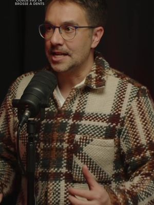 OUBLIE PAS TA BROSSE À DENTS 🪥 Épisode avec Marie-Annick Lépine, disponible sur Patreon. Abonne-toi à mon Patreon et à ma chaîne YouTube pour ne rien manquer! patreon. com/alexandrebarrette
