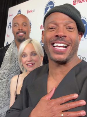 WAZZZZUP from the cast of #ScaryMovie! #CinemaCon @marlonwayans #annafaris #shawnwayans 