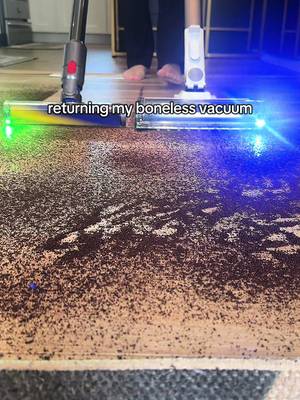 Learn from my mistakes 😅😅 #vacuum #cleaning #CleanTok #tiktokshopcreatorpicks #tiktokshopstockup 