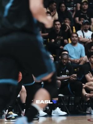 Friday's are for high-flying Rondae Hollis-Jefferson highlights 😌🧘🏻‍♂️ #EASL #YourGame #MER