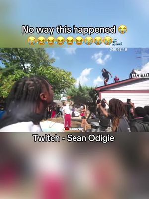 @IShowSpeed thought this was a bad idea 😂😭😭😂😂😂😂 #seanodigie #slicing #memphis #ishowspeed #memphispoolparty 