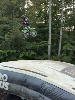 Body varial on the kids bike 😮‍💨 @Medium Boy 