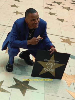129 McCowan to the endSSS 🎈 only felt right to take the bus route i took hundreds of times as a kid to receive my @scarboroughwalkoffameofficial star #ADG #SITE 💫