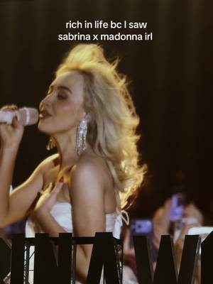 not them having vocal off and it was AMAZING SABRINA BROUGHT OUT MADONNA for like a prayer for coachella!!! #coachella #sabrinachella 