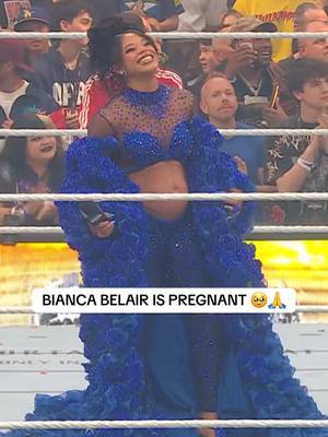 BIANCA BELAIR RETURNED AT WRESTLEMANIA TO ANNOUNCE HER PREGNANCY 😱 #WrestleMania #WWEonNetflix #WWE 