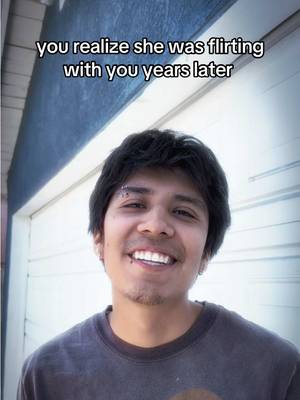 bro didn’t catch the signal @issaaabums  #latinas #relatable #meme #heartbreak #comedia 